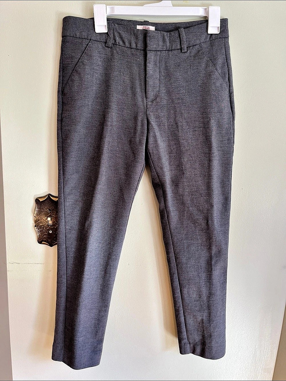 Merona Classic  Stretch Straight Leg Pants in Charcoal Gray Size 8 Like New